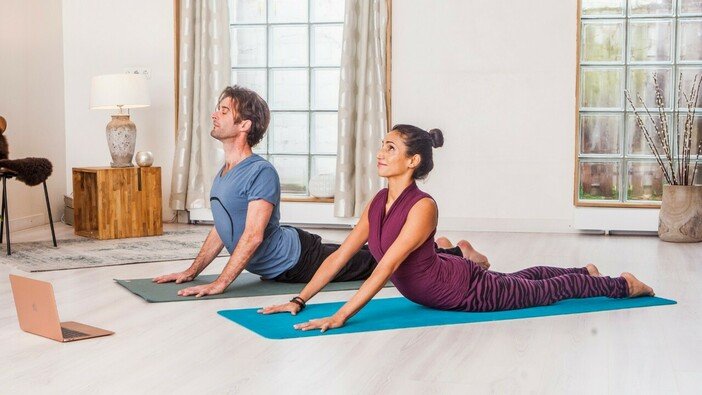 7 Simple Steps to Start a Home Yoga Practice