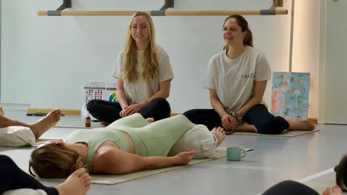 Primal Screaming, Speed Walks, Karaoke: 12 Mindfulness Activities for When You Can’t Sit Still